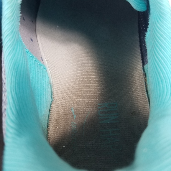 Brooks women's shoes size 9.5 - Picture 12 of 12